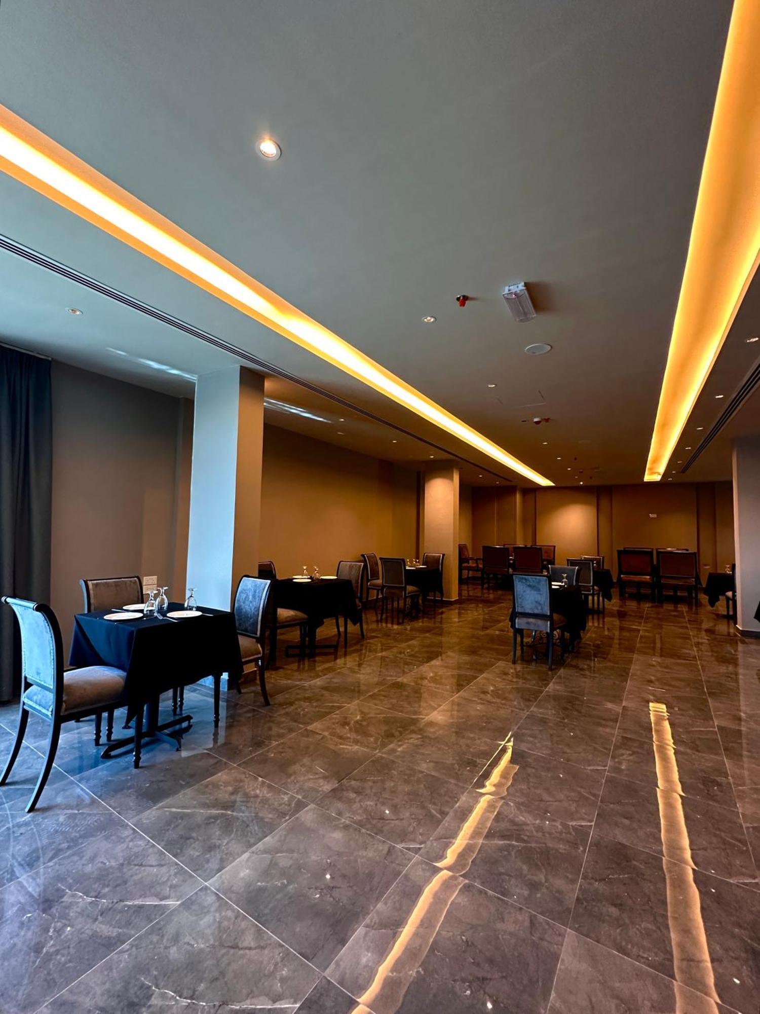 Mirador Hotel Манама Екстер'єр фото